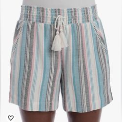 Briggs New York Ladies short Size large 