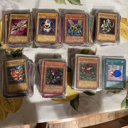Vintage Yu-Gi-Oh Card Lot Yugioh Pokémon