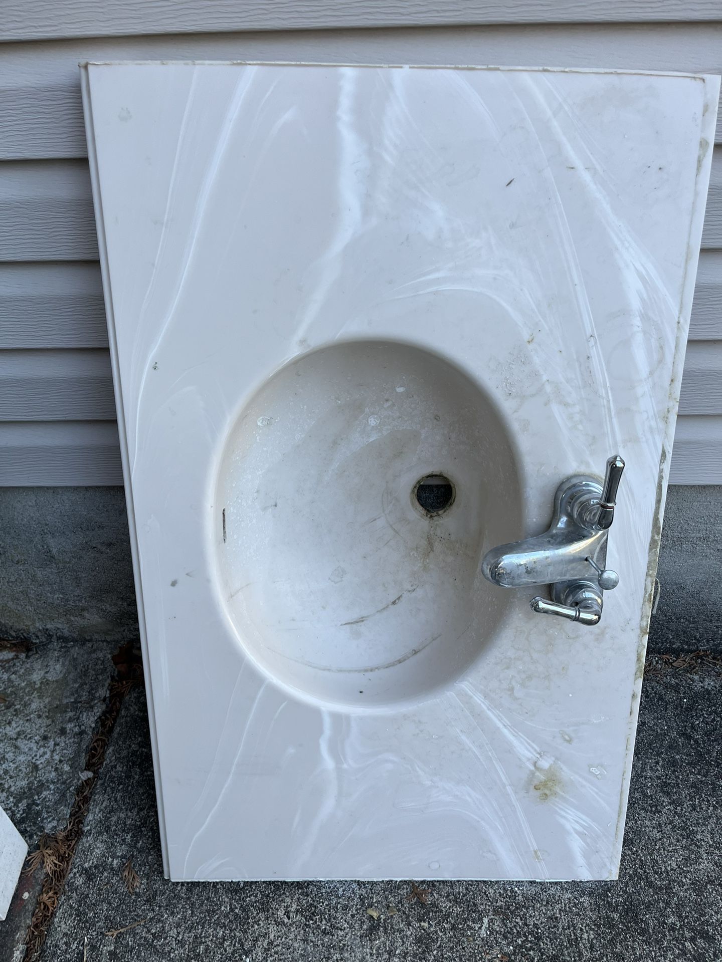 Bathroom Countertop Sink 3ft x 22 1/2”