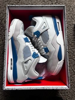 Jordan 4s