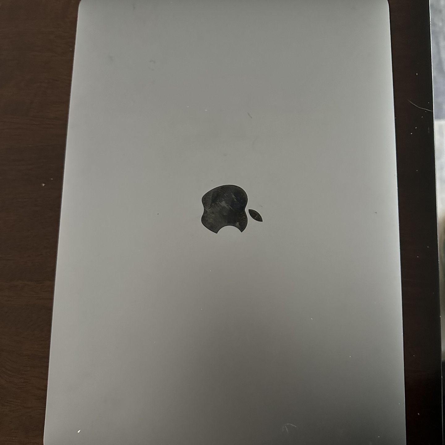 MacBook Air M1 Chip 8GB