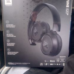brand new wireless JBL headphones 