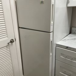 Roper 24” Refrigerator