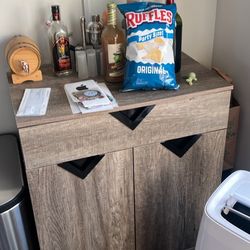 Bar cabinet 