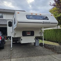 2002 Lance Camper