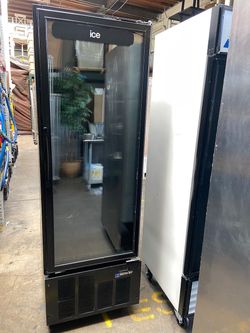 1 Glass Door Ice Merchandiser Freezer Master-Bilt IM-23GB On Wheels Display Bagged #9103 