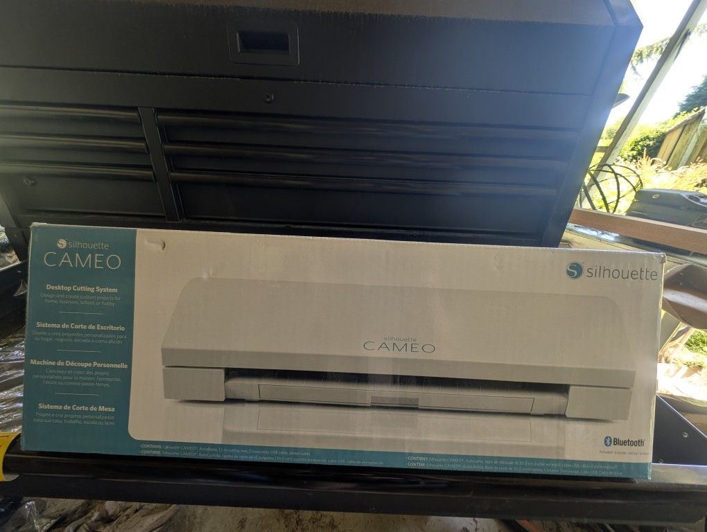 Silhouette Cameo 3