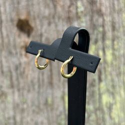 14k yellow gold round hoop clip on earrings 0.3G