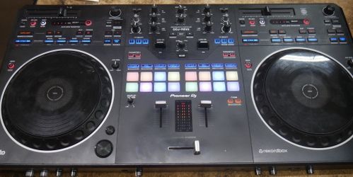 PIONEER  SERATO PERFORMANCE DJ- CONTROLLER DDJ-REV5 F(contact info removed)3