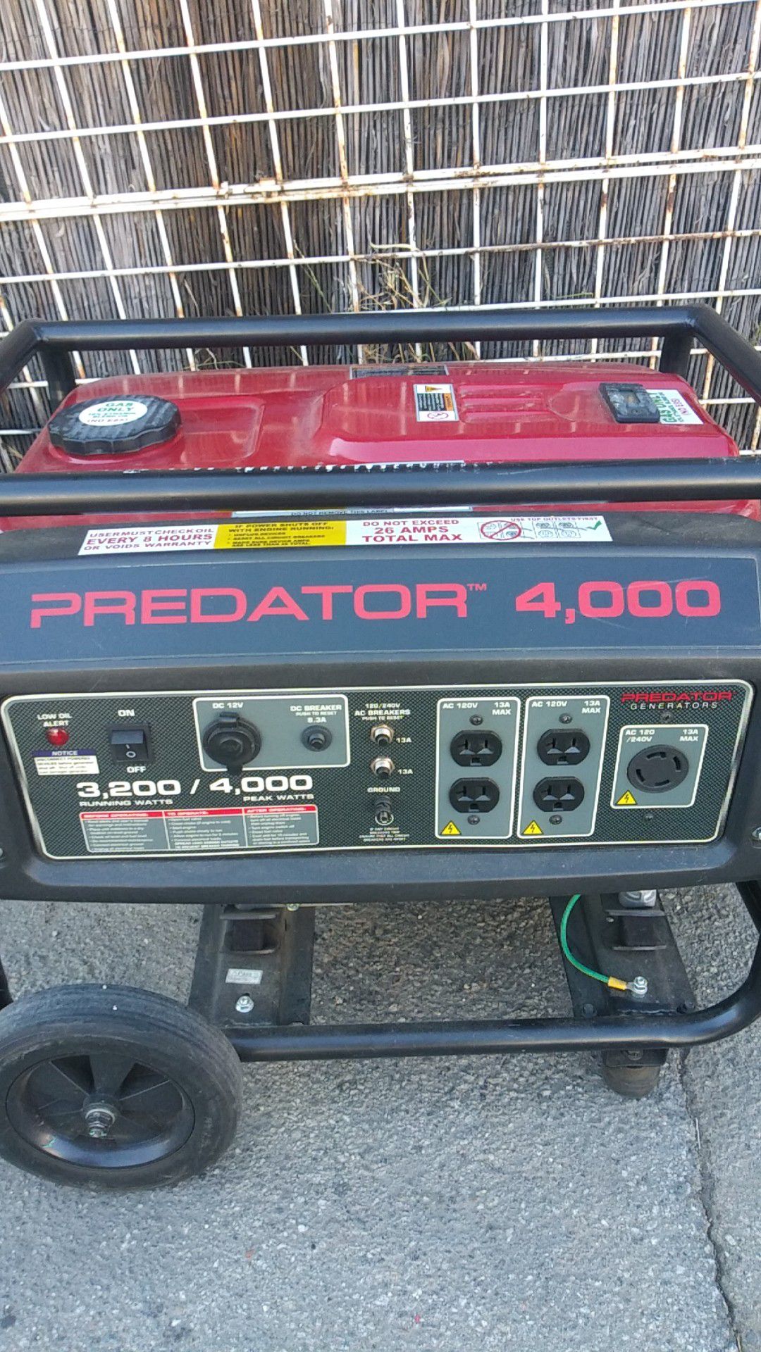 Predator generators 4,000 peak watts