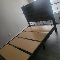 Queen Bed Frame 