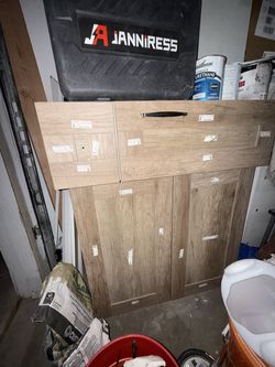 Get these off my hand if ur a cabinet guy or just want them