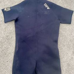 This is an EVO 3mm Adult Unisex Shorty Wetsuit Sz 3x 