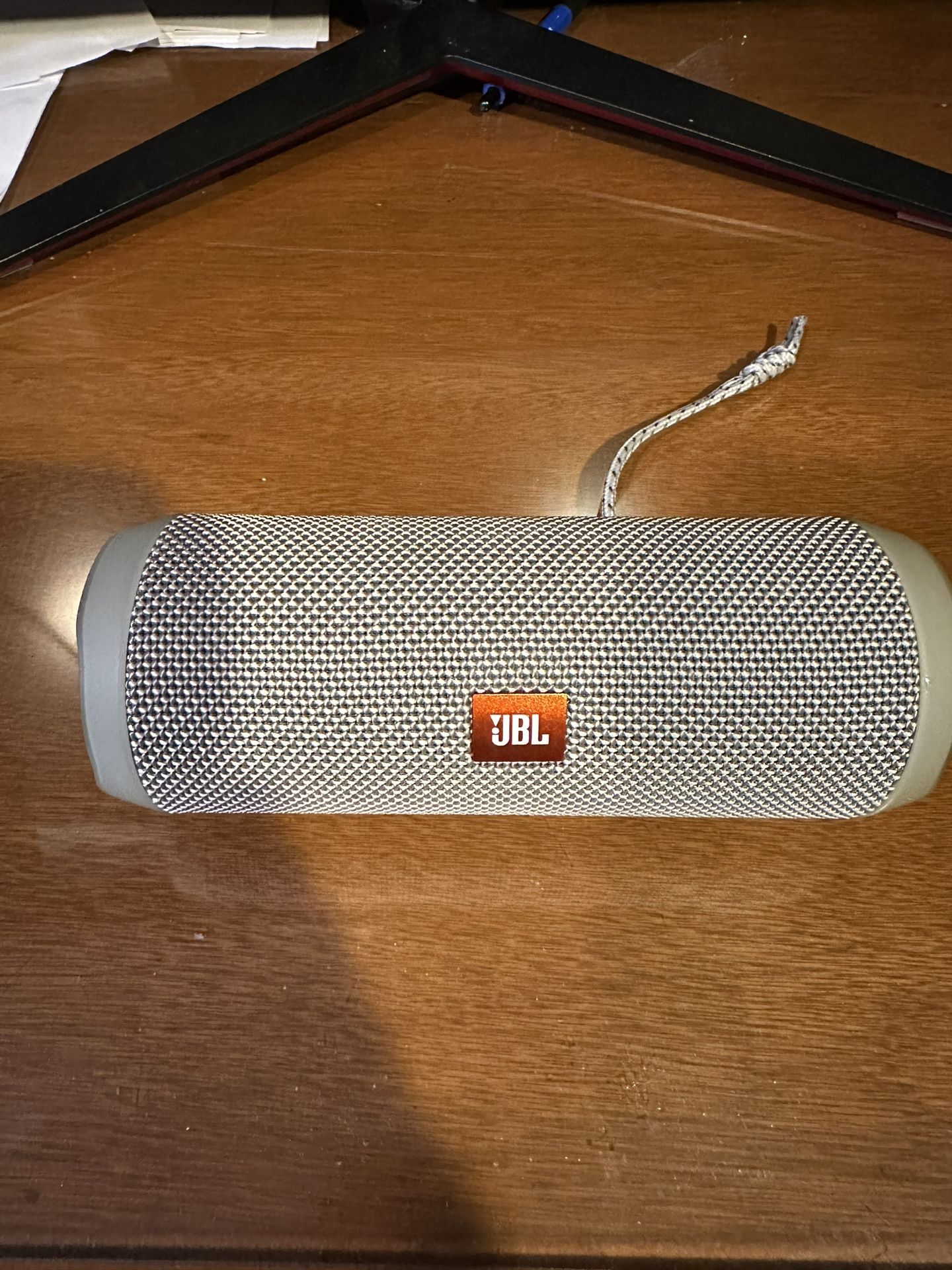 JBL Flip (Bluetooth Speaker)