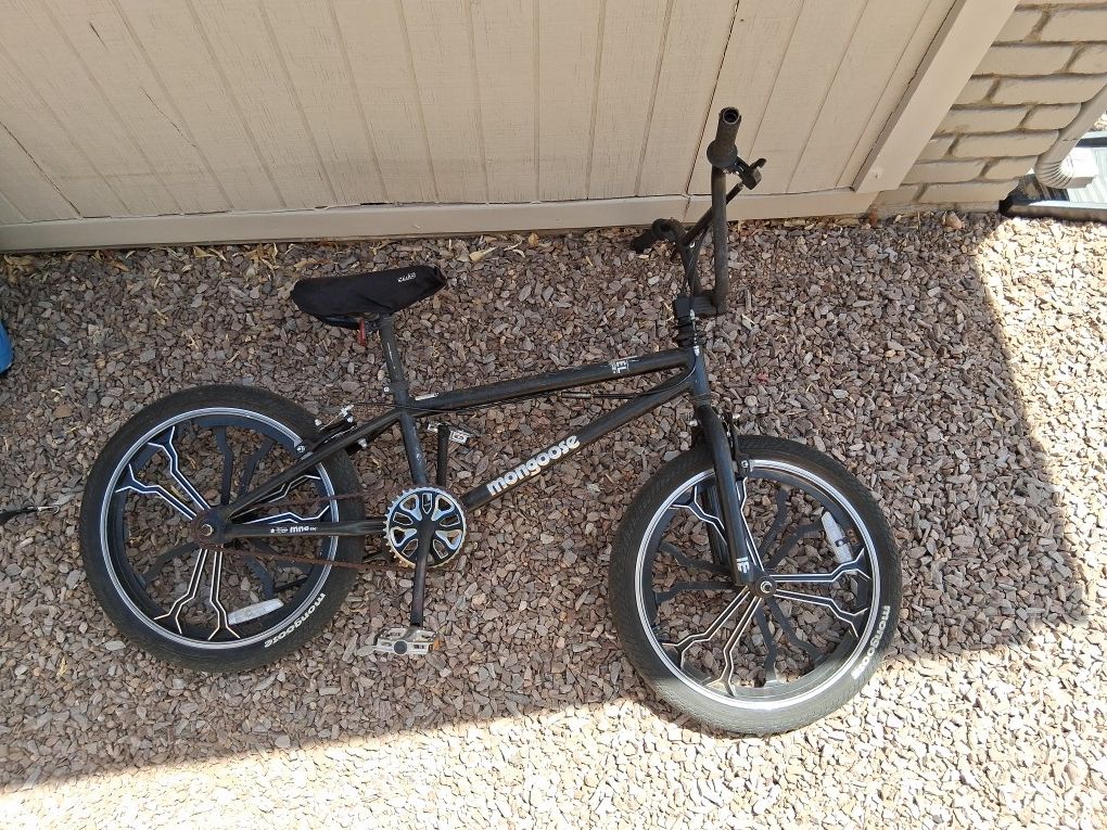 20" MONGOOSE BMX PARTS BIKE