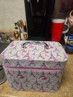 Paris themed make up holder