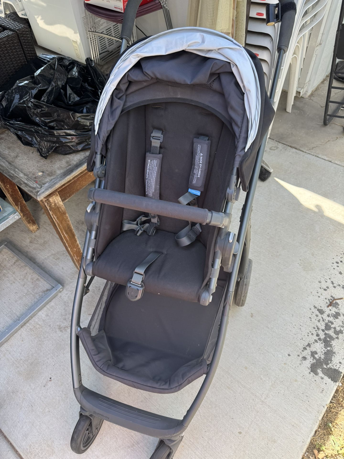Cruz Baby Stroller