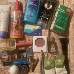 7 Random Large Bags Of Makeup $20. Each