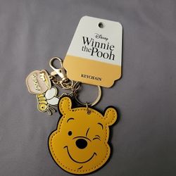 Disney Winnie the Pooh Winking Keychain NWT