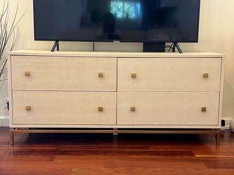 TV stand/
