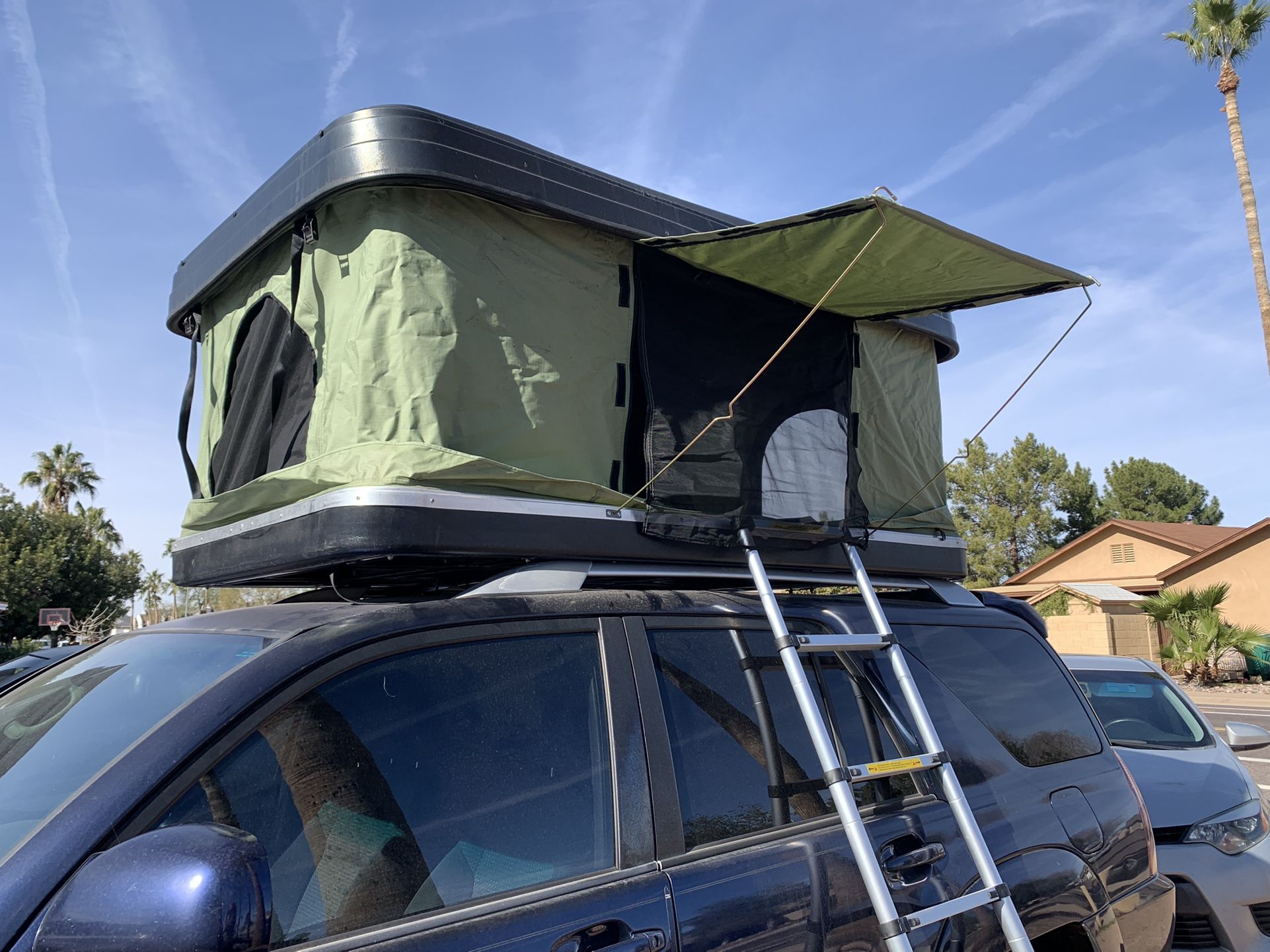 Hard shell Camper