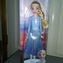 Disney Frozen Elsa 12" doll! New in the box