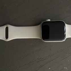 Apple Watch SE 2024