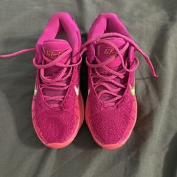 Women’s Nike Air Zoom Gt Hustle 3’ hyper’ Pink Size 5.5