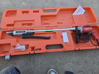 Milwaukee extended Screw gun with clips