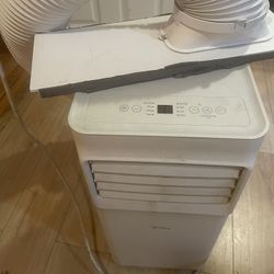 PORTABLE A/C UNIT