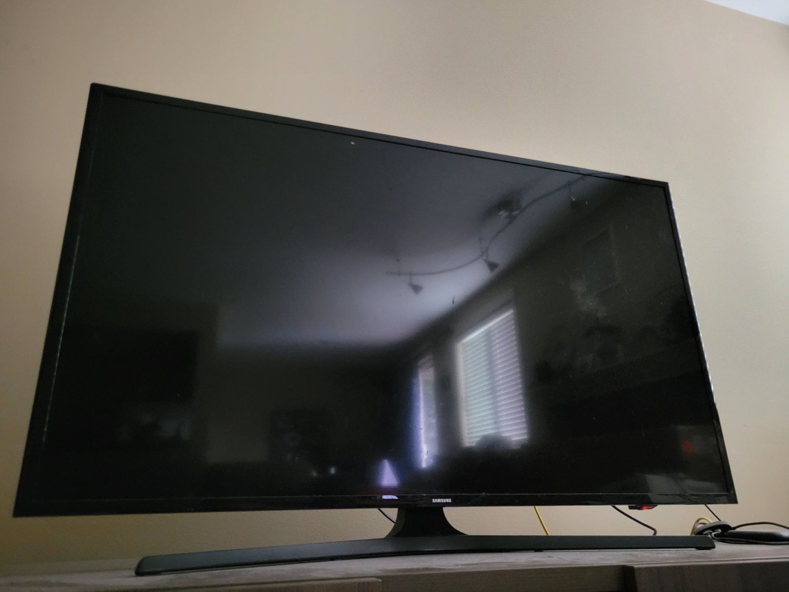 TV Samsung 50”