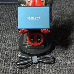 Samsung Portable Portable SSD 500GB USB-C to USB-C EXTERNAL PORTABLE DRIVE