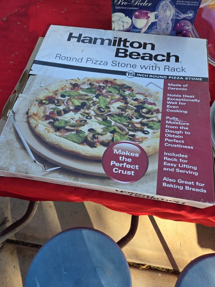 Brand New Pizza Stone With Rack