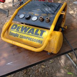 DeWalt Compressor 