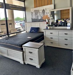 NEW QUEEN AND KING 5pc BEDROOM FURNITURE SET WITHOUT MATTRESS AND FREE DELIVERY ORDER HERE PAY ON ARRIVAL