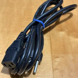 Computer / Monitor power cord, 6ft