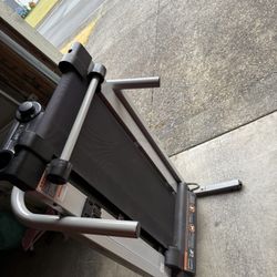 Treadmill 
