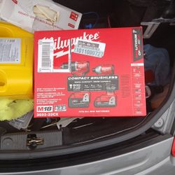 Milwaukee Drill And Impact Driver Brushless