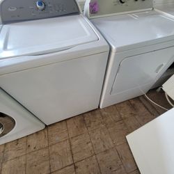 Whirlpool Washer/dryer 