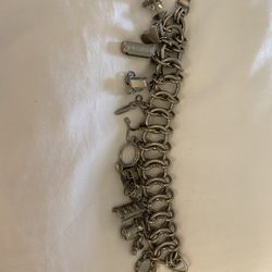 Tink’s Treasures Vintage Double Loop “Kent” Charm Bracelet