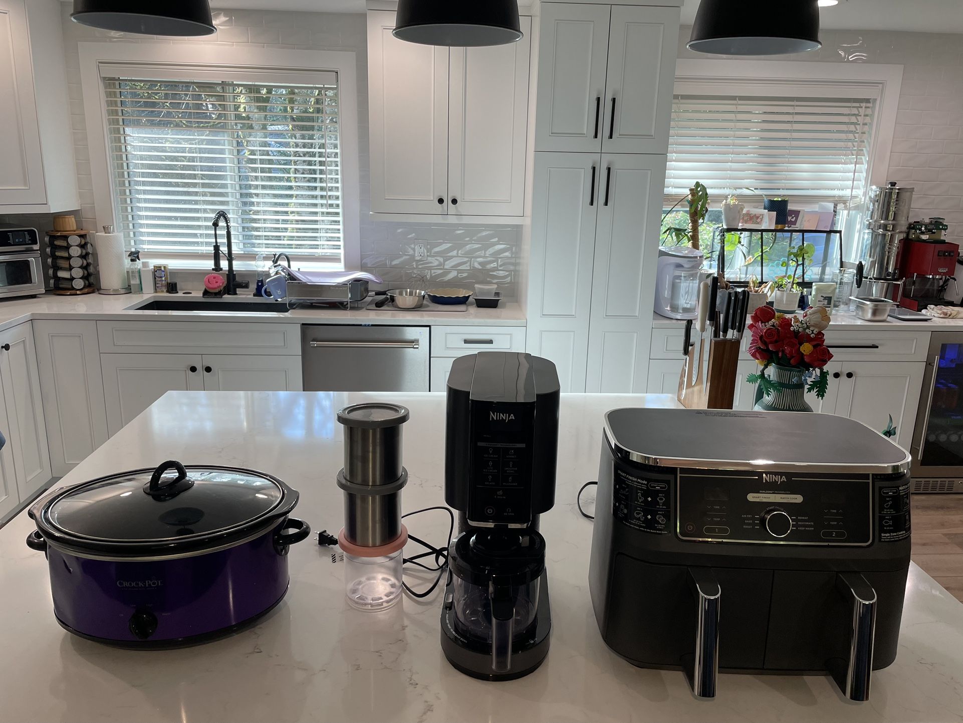 Bundle! Ninja Creami, Ninja Airfryer and Crockpot