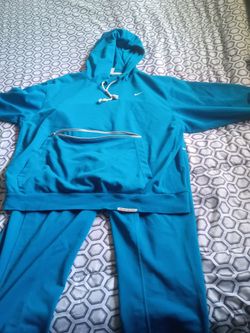 Used XXL NIKE Sweatsuit