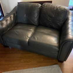  LoveSeat Good Condition
