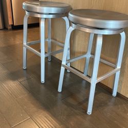 Crate & Barrel Counter Height Stool Set