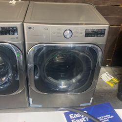 LG ThinQ Washer Dryer Sets 