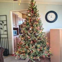 7'5" TALL MULTI COLOR PRELIT ARTIFICIAL CHRISTMAS TREE W/ STORAGE BOX 