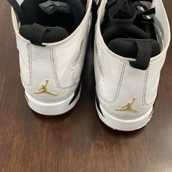 Nike Boys Air Jordan Flight Club 92 White Basketball Shoes for