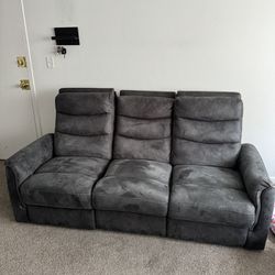 Powered Recliner Set With USB Ports