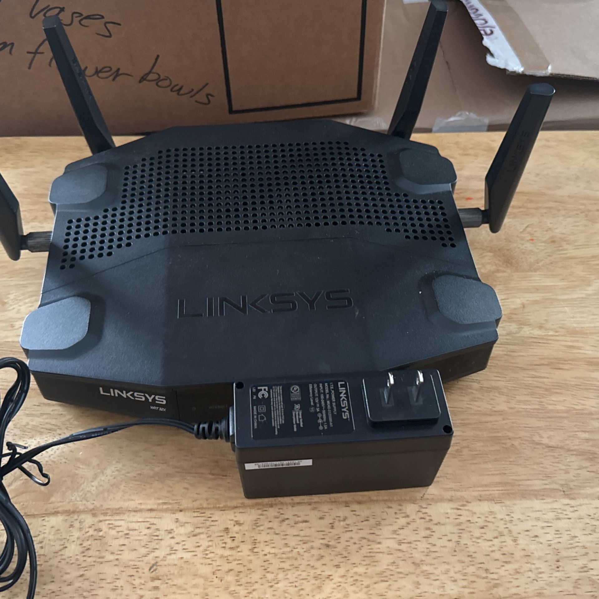 Linksys WRT32X WiFi Router 