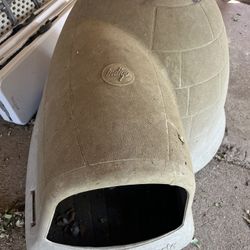 Petsmart indigo Dog House